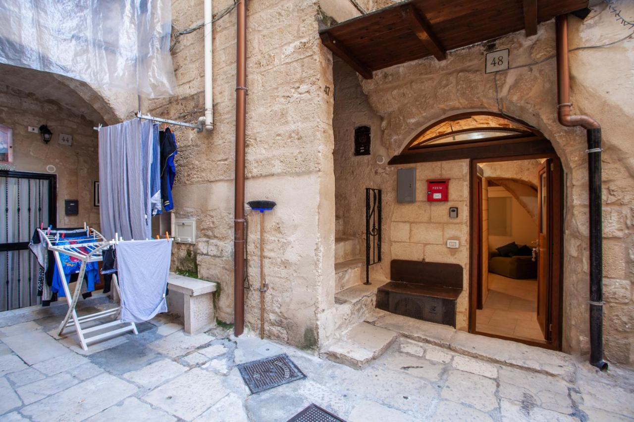 La Pergola Apt In The Heart Of Bari Exterior photo
